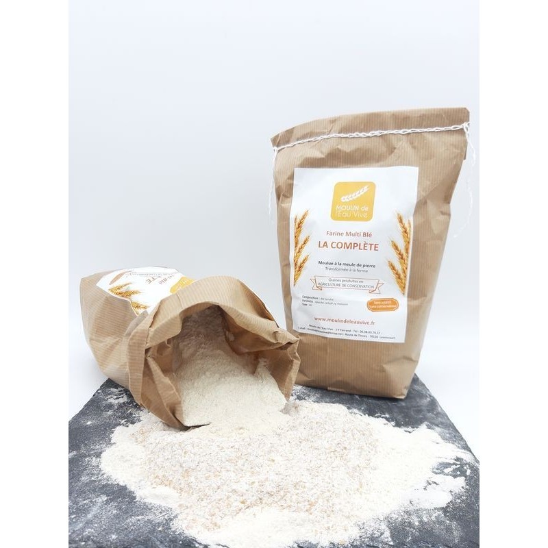 Farine complète. Le moulin de l'eau vive.